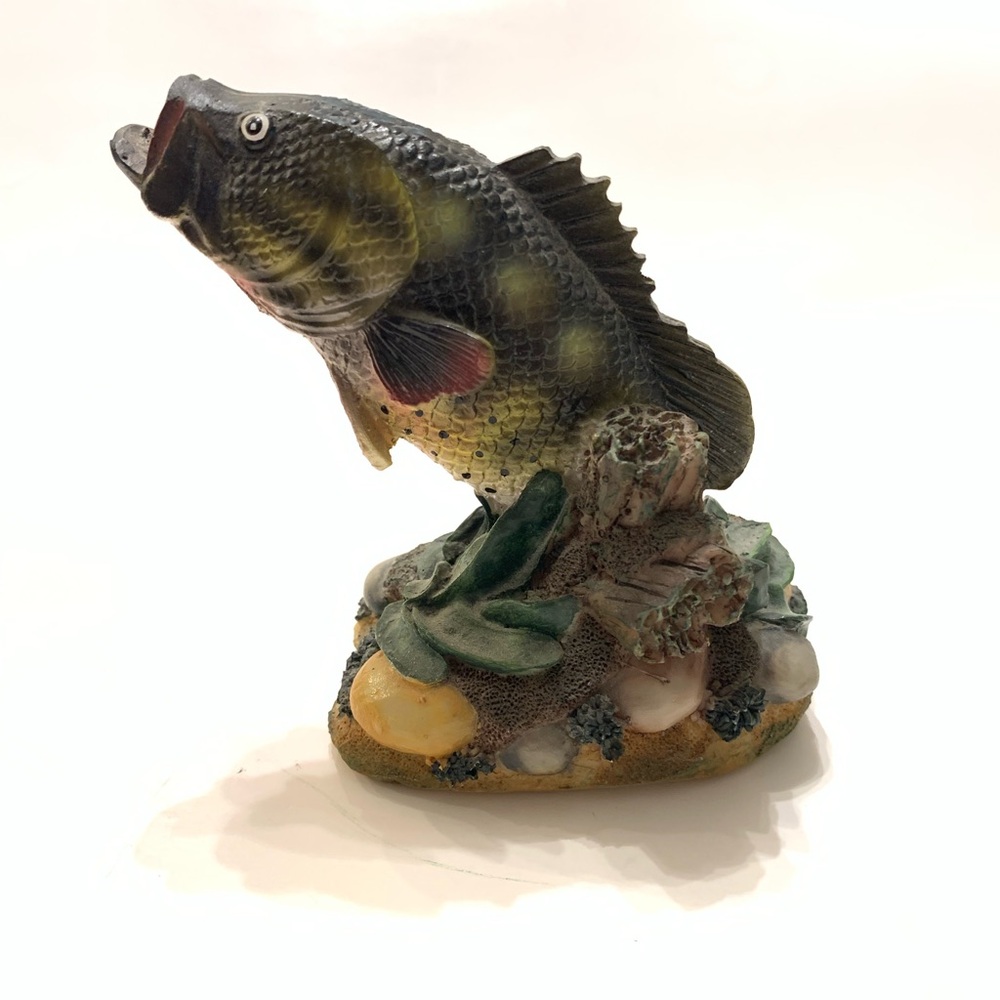 Fish Statue - Picture 6 of 10